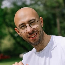 Аватар автора Роман Поляков