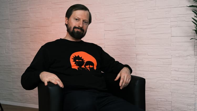 Как я влюбился в стриминг, образовалки и придумал «Нетфликс для маркетолога»